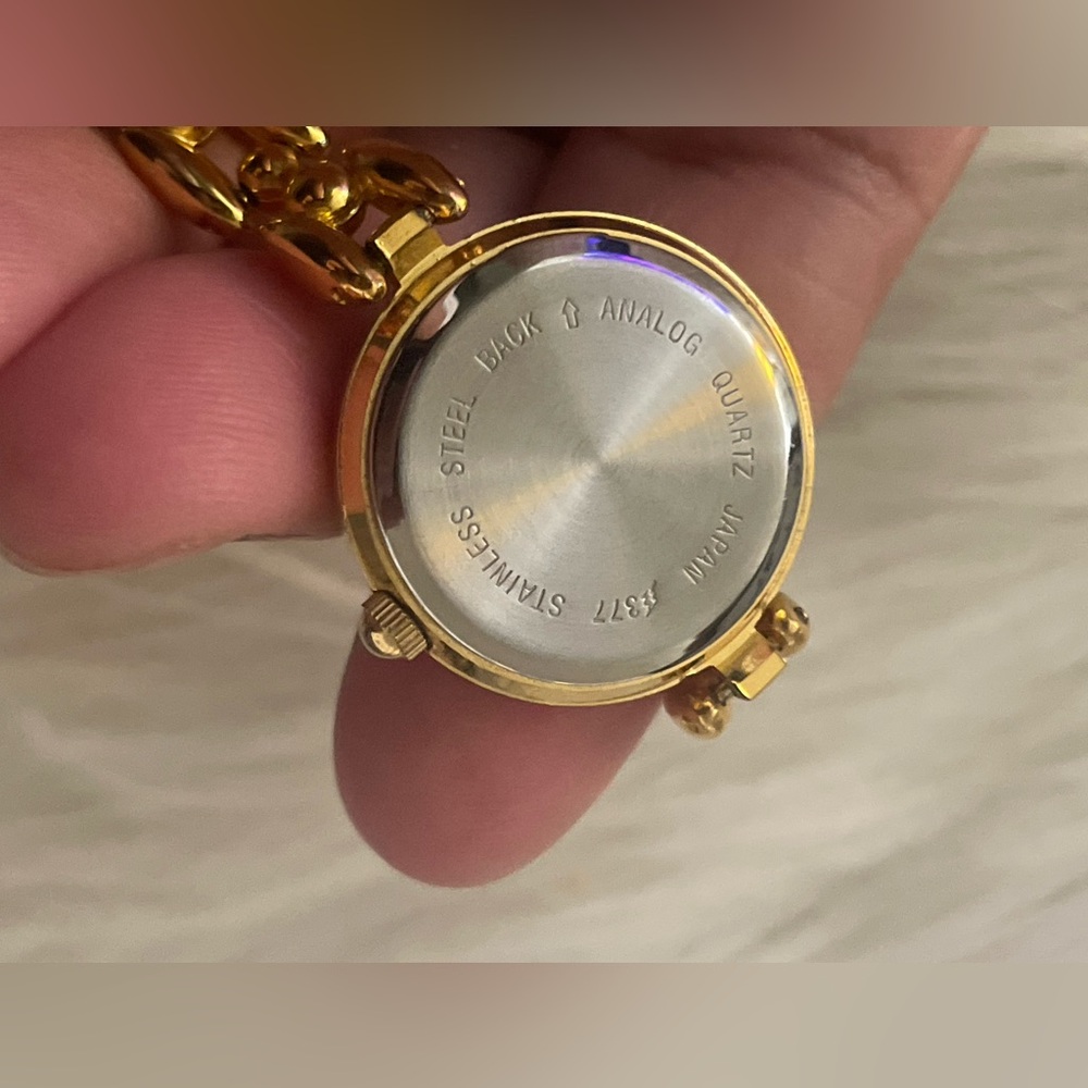 Womens Elizabeth Taylor Quartz Watch Gold Tone w/ Rhinestones - Picture 5 of 6
